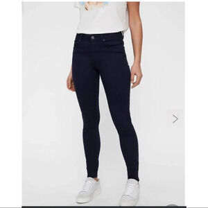 ✨Vero Moda Skinny jeans size XS❤️